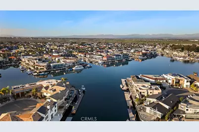 16471 Barnstable, Huntington Beach, CA 92649 - Photo 2