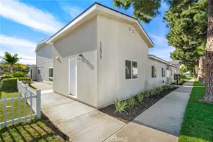 12571 Kensington Ln, Garden Grove, CA 92840 - Photo 18