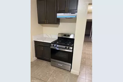 10529 Grape, Los Angeles, CA 90002 - Photo 4