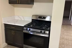 10529 Grape, Los Angeles, CA 90002 - Photo 4