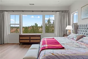 63 Longchamp, Irvine, CA 92602 - Photo 36