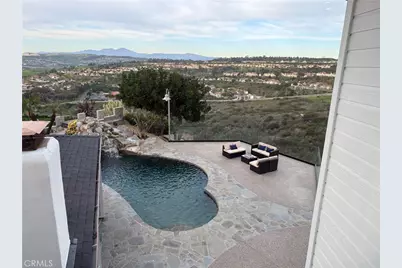 716 Avenida Columbo, San Clemente, CA 92672 - Photo 2