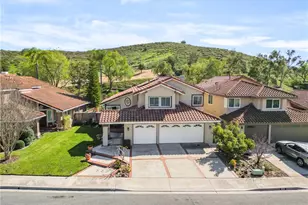 16 San Carlos, Rancho Santa Margarita, CA 92688 - Photo 2