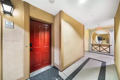 2250 Watermarke, Irvine, CA 92612 - Photo 8