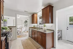 422 E 22nd, Santa Ana, CA 92706 - Photo 20