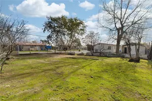 1130 Jeffrey St, Bakersfield, CA 93305 - Photo 22
