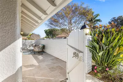 2046 Via Mariposa E Unit P, Laguna Woods, CA 92637 - Photo 18