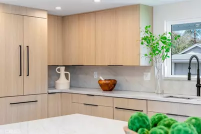 913 Junipero, Costa Mesa, CA 92626 - Photo 10
