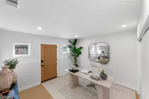 913 Junipero, Costa Mesa, CA 92626 - Photo 16