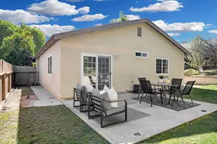 27161 Cedros, Mission Viejo, CA 92692 - Photo 36