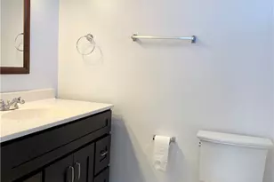 4881 Vista Dr, Huntington Beach, CA 92649 - Photo 32