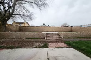 12850 Bermuda Dunes Dr, Victorville, CA 92395 - Photo 36