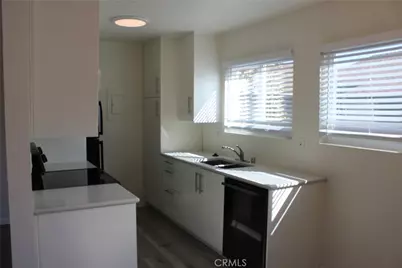 23294 Orange Avenue #6, Lake Forest, CA 92630 - Photo 10