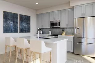 729 E Rte 66, Glendora, CA 91740 - Photo 8