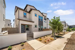 410 Lobata, Irvine, CA 92618 - Photo 2