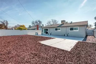 4161 E Holland, Fresno, CA 93726 - Photo 24