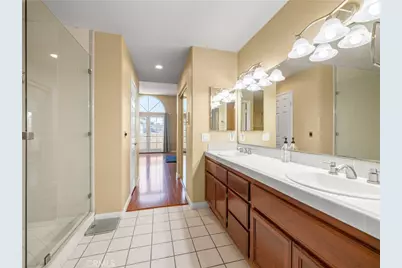 210 6th, Huntington Beach, CA 92648 - Photo 14