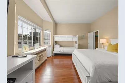 210 6th, Huntington Beach, CA 92648 - Photo 24