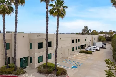 2575 Fortune Way #B, Vista, CA 92081 - Photo 2