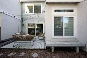 390 Deerfield, Irvine, CA 92606 - Photo 20