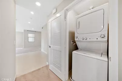 202 Tribeca, Irvine, CA 92612 - Photo 18