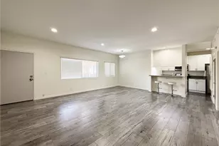 424 S Westmoreland Ave, Los Angeles, CA 90020 - Photo 2