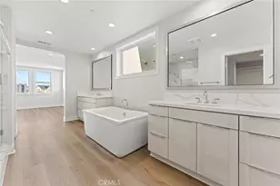 209 Stage, Irvine, CA 92618 - Photo 30