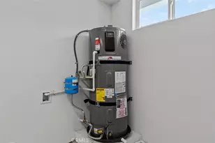 1097 N Harbor Blvd, Anaheim, CA 92801 - Photo 20