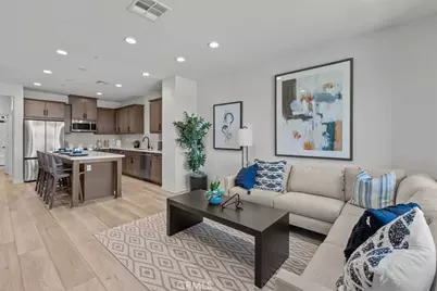 1097 N Harbor Boulevard, Anaheim, CA 92801 - Photo 4