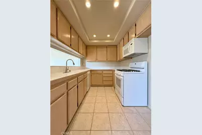 5021 Waverider, Huntington Beach, CA 92649 - Photo 30