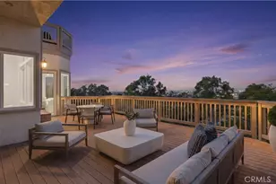 31 St Tropez, Newport Beach, CA 92660 - Photo 8