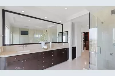 31 Saint Tropez, Newport Beach, CA 92660 - Photo 30
