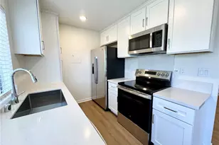 23220 Orange, Lake Forest, CA 92630 - Photo 6