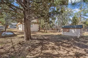 523 Wabash Ln, Sugarloaf, CA 92386 - Photo 22