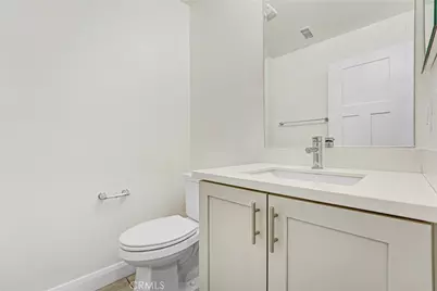 572 E Imperial, El Segundo, CA 90245 - Photo 12