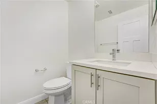572 E Imperial, El Segundo, CA 90245 - Photo 12