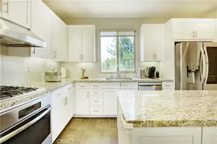 99 Fuchsia, Lake Forest, CA 92630 - Photo 8