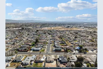 16264 Del Norte Drive, Victorville, CA 92395 - Photo 36