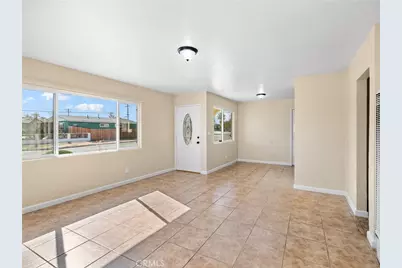 16264 Del Norte Drive, Victorville, CA 92395 - Photo 4