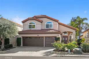 16 Novilla, Laguna Niguel, CA 92677 - Photo 2