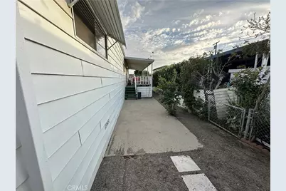 1241 N. East #206, Anaheim, CA 92805 - Photo 16