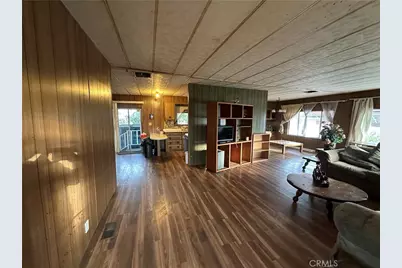 1241 N. East #206, Anaheim, CA 92805 - Photo 2