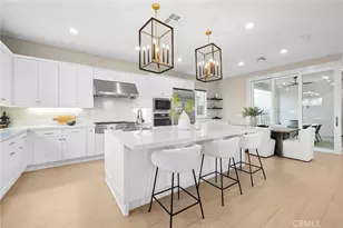 126 Scale, Irvine, CA 92618 - Photo 8