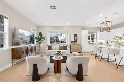 126 Scale, Irvine, CA 92618 - Photo 4