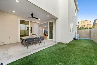 126 Scale, Irvine, CA 92618 - Photo 14