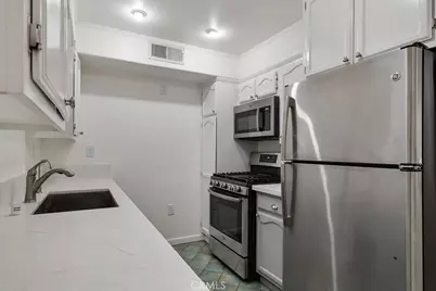 1434 S Point View, Los Angeles, CA 90035 - Photo 2