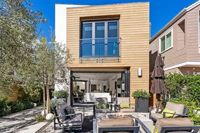 605 Marigold Avenue, Corona del Mar, CA 92625 - Photo 1