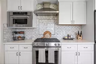 2465 Monterey Peninsula Dr, Corona, CA 92882 - Photo 6