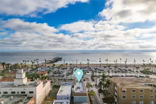 700 E Oceanfront, Newport Beach, CA 92661 - Photo 2
