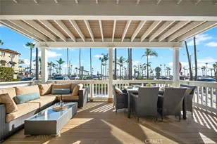 700 E Oceanfront, Newport Beach, CA 92661 - Photo 54